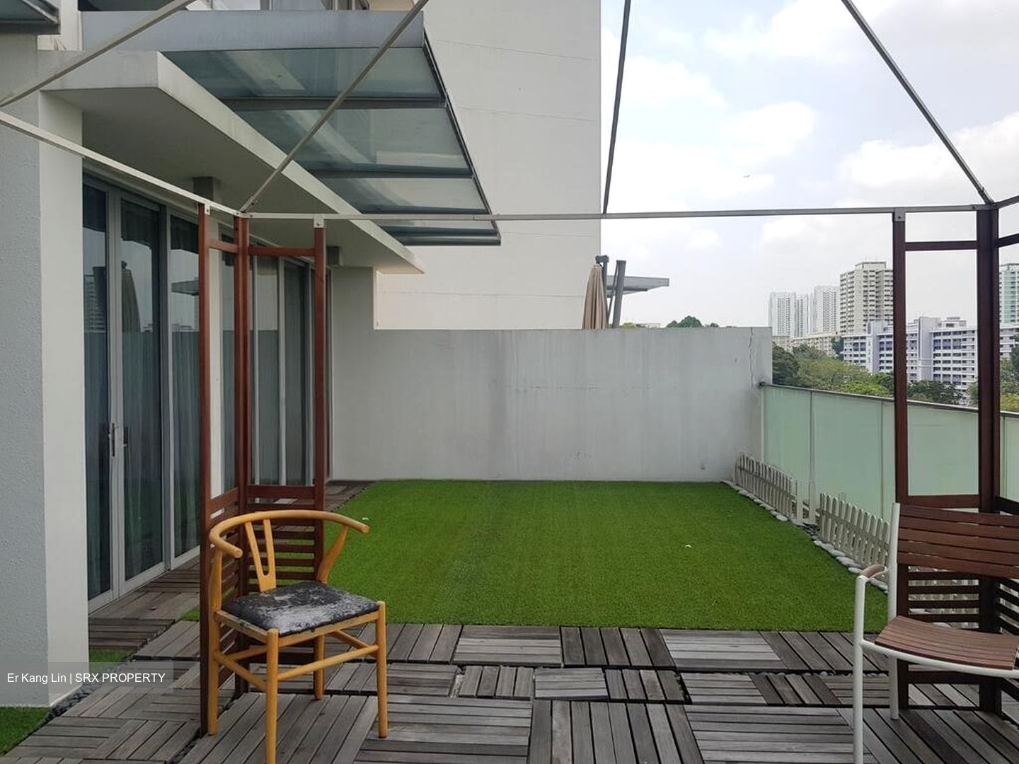 Centro Residences (D20), Condominium #497987001